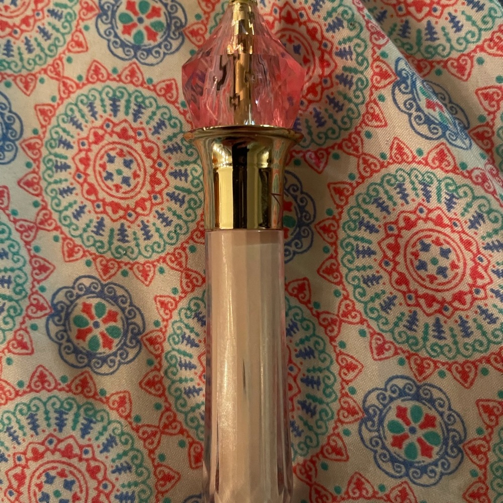 Lightly used Jeffree Star Concealer